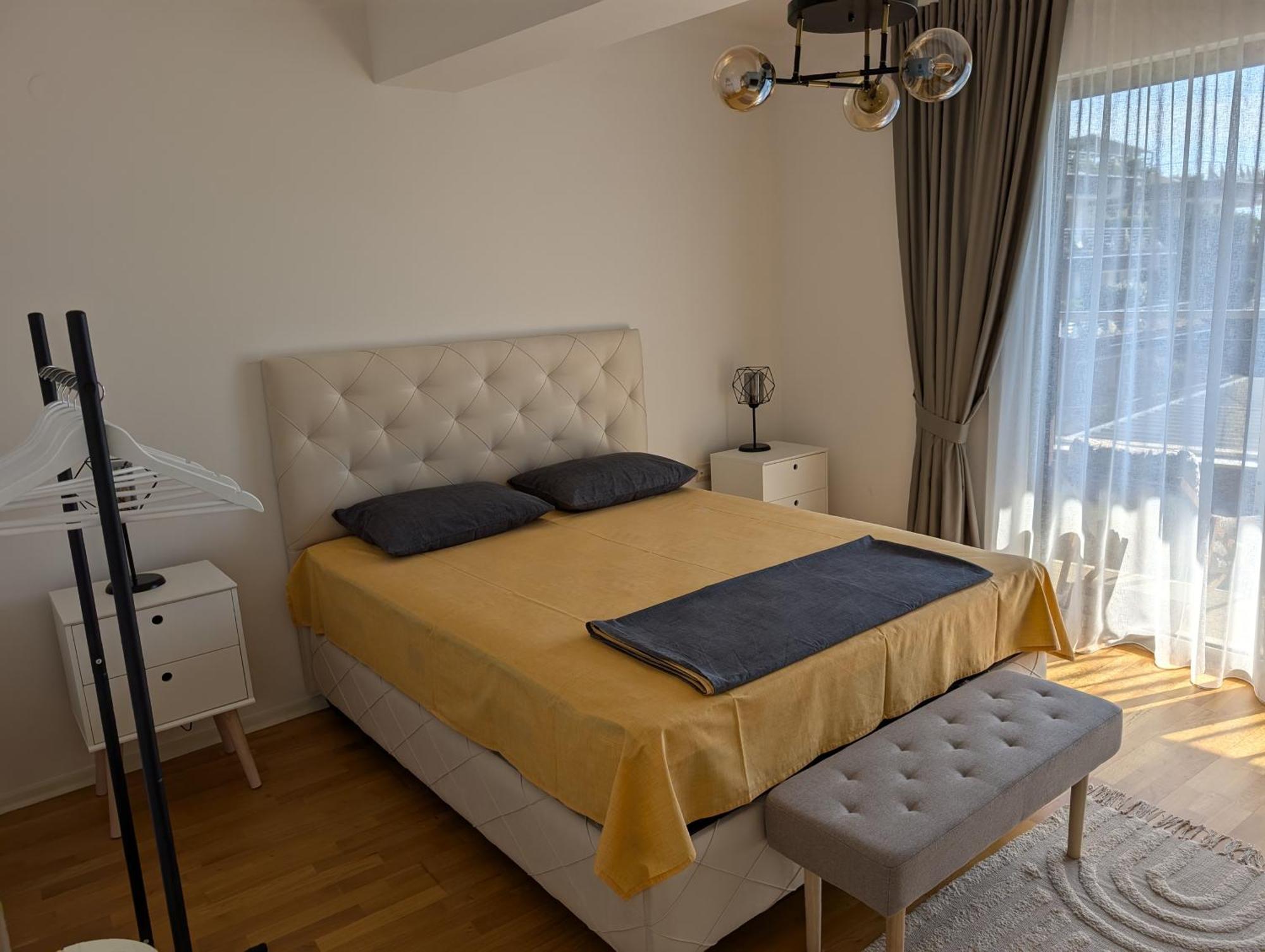 Lux Apartments Harmonia Будва Екстер'єр фото