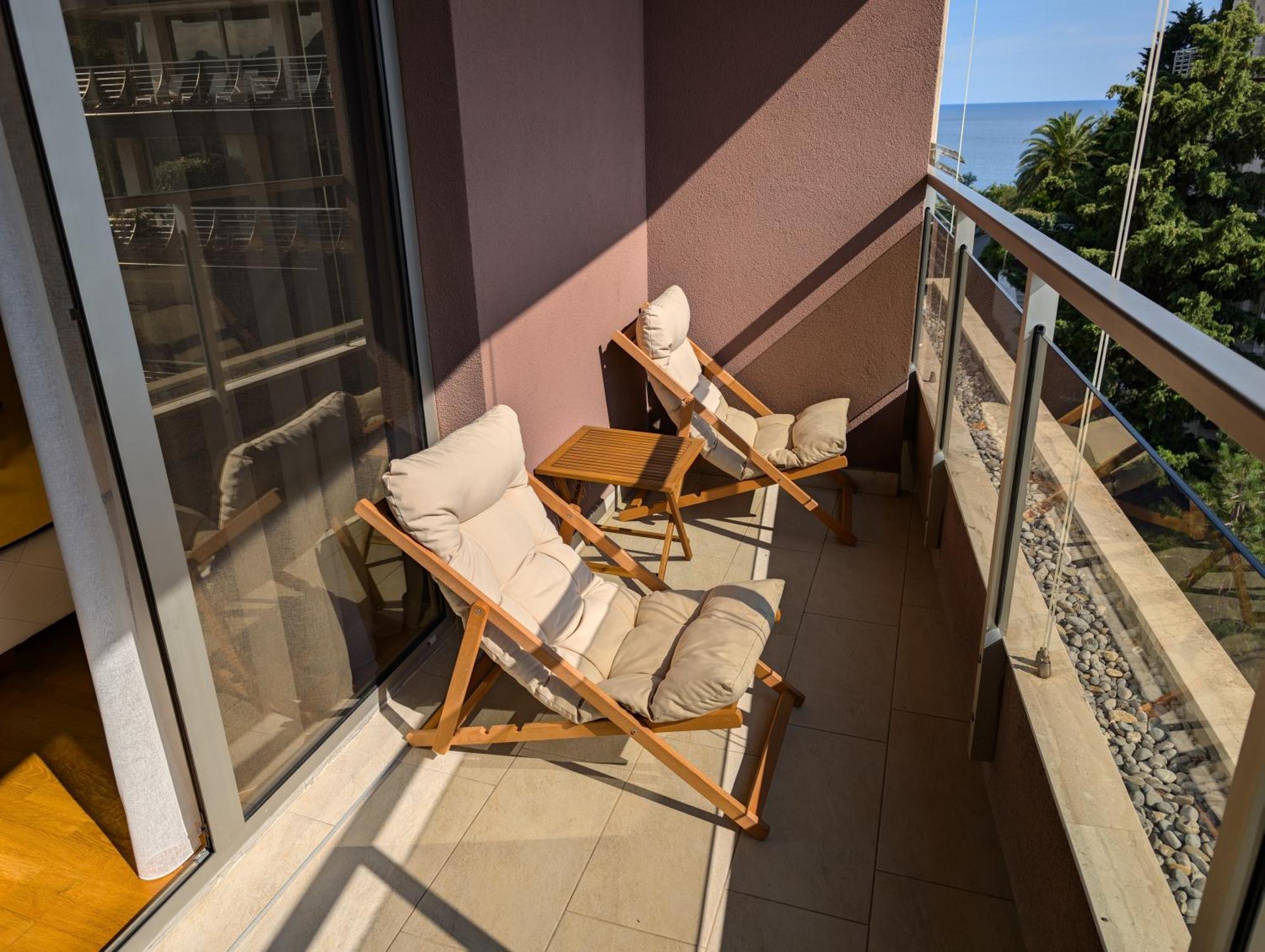 Lux Apartments Harmonia Будва Екстер'єр фото