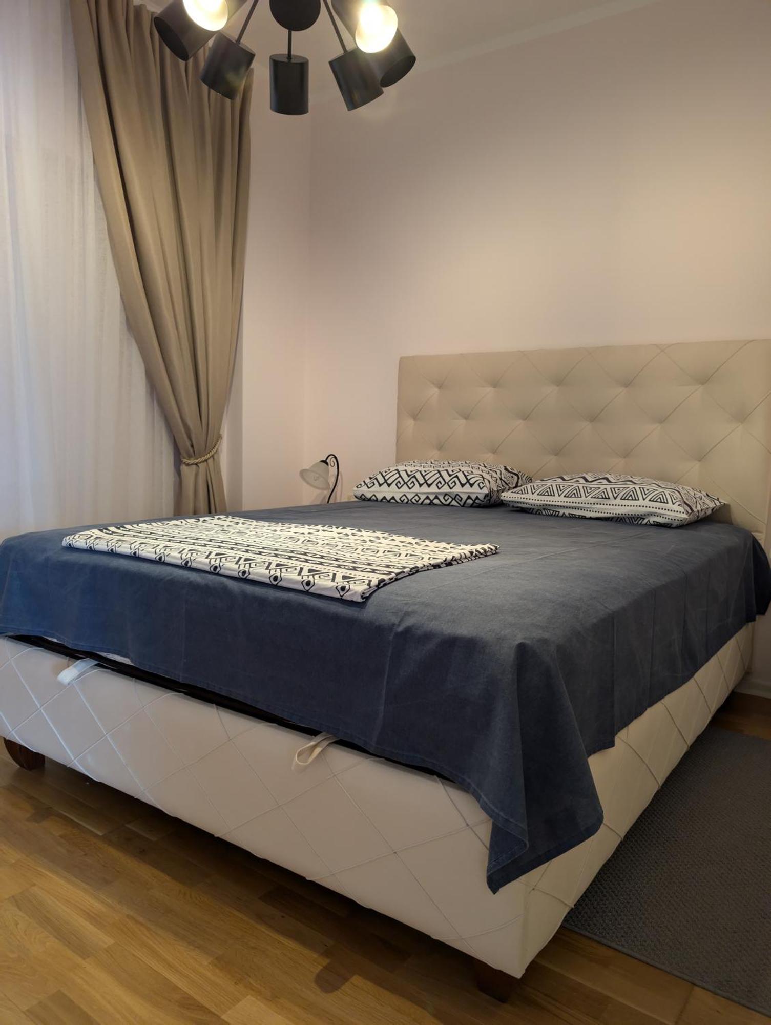 Lux Apartments Harmonia Будва Екстер'єр фото