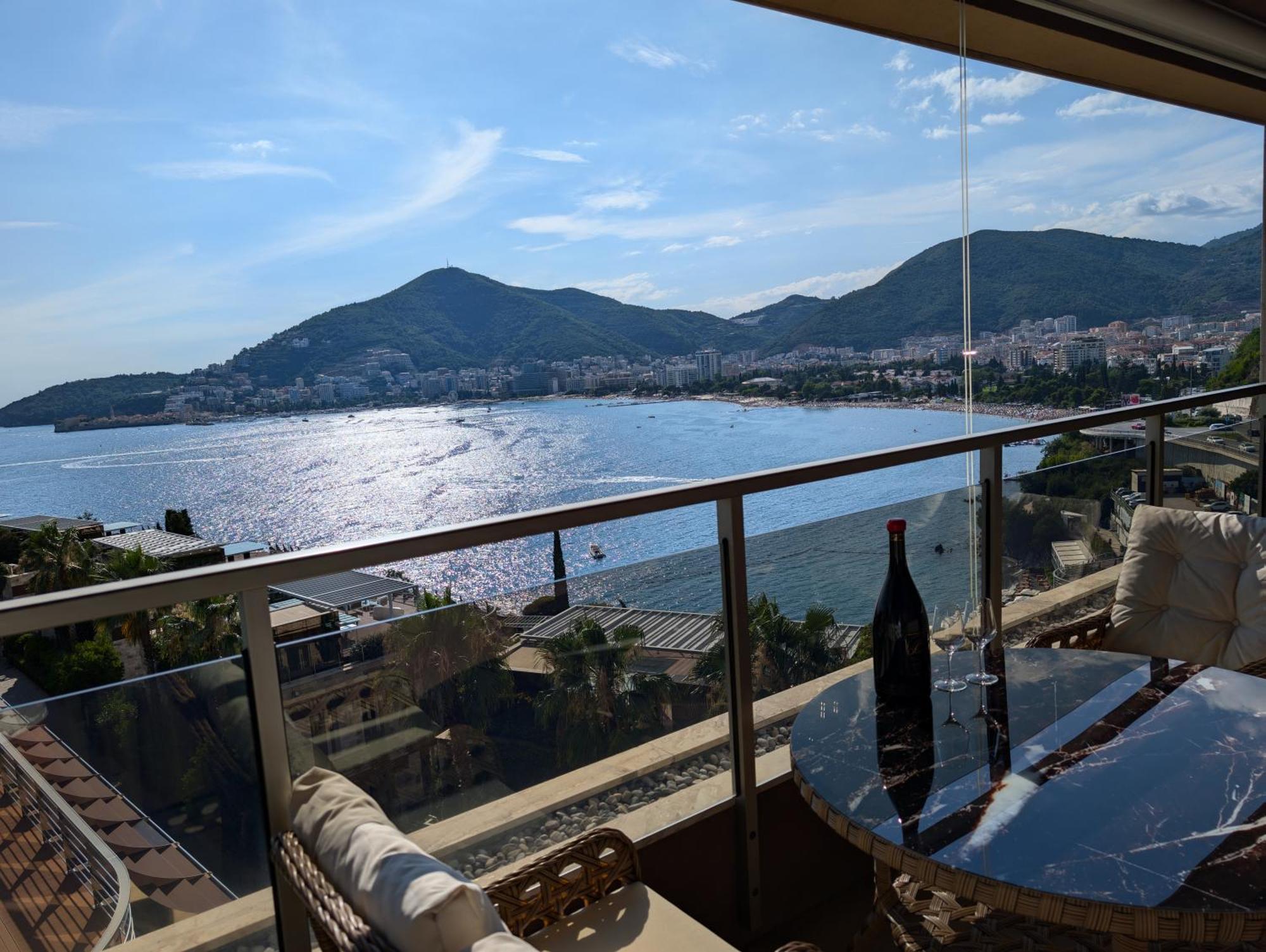 Lux Apartments Harmonia Будва Екстер'єр фото