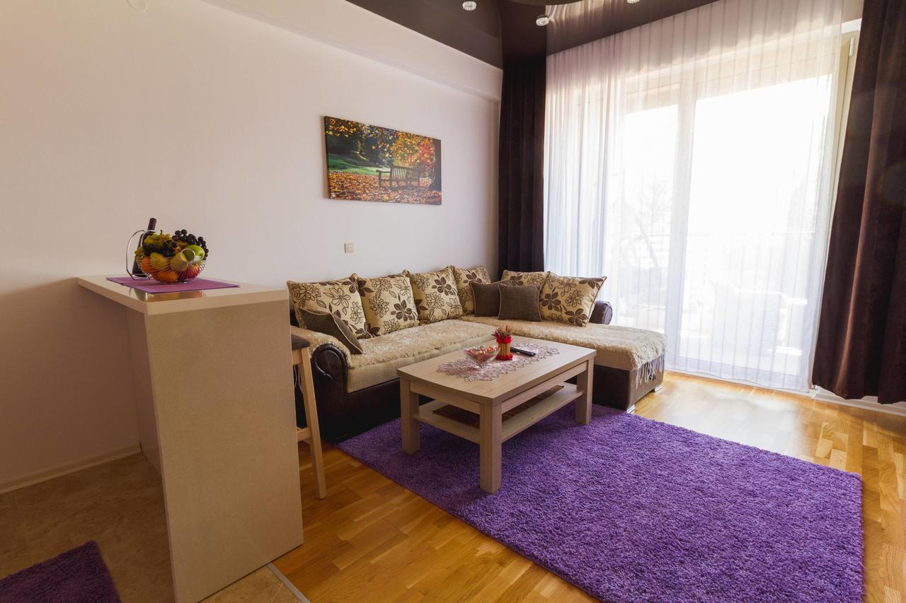 Lux Apartments Harmonia Будва Екстер'єр фото