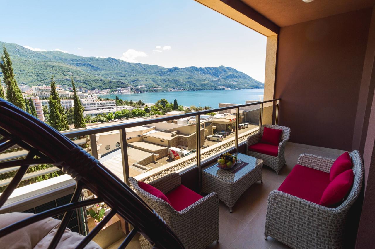 Lux Apartments Harmonia Будва Екстер'єр фото