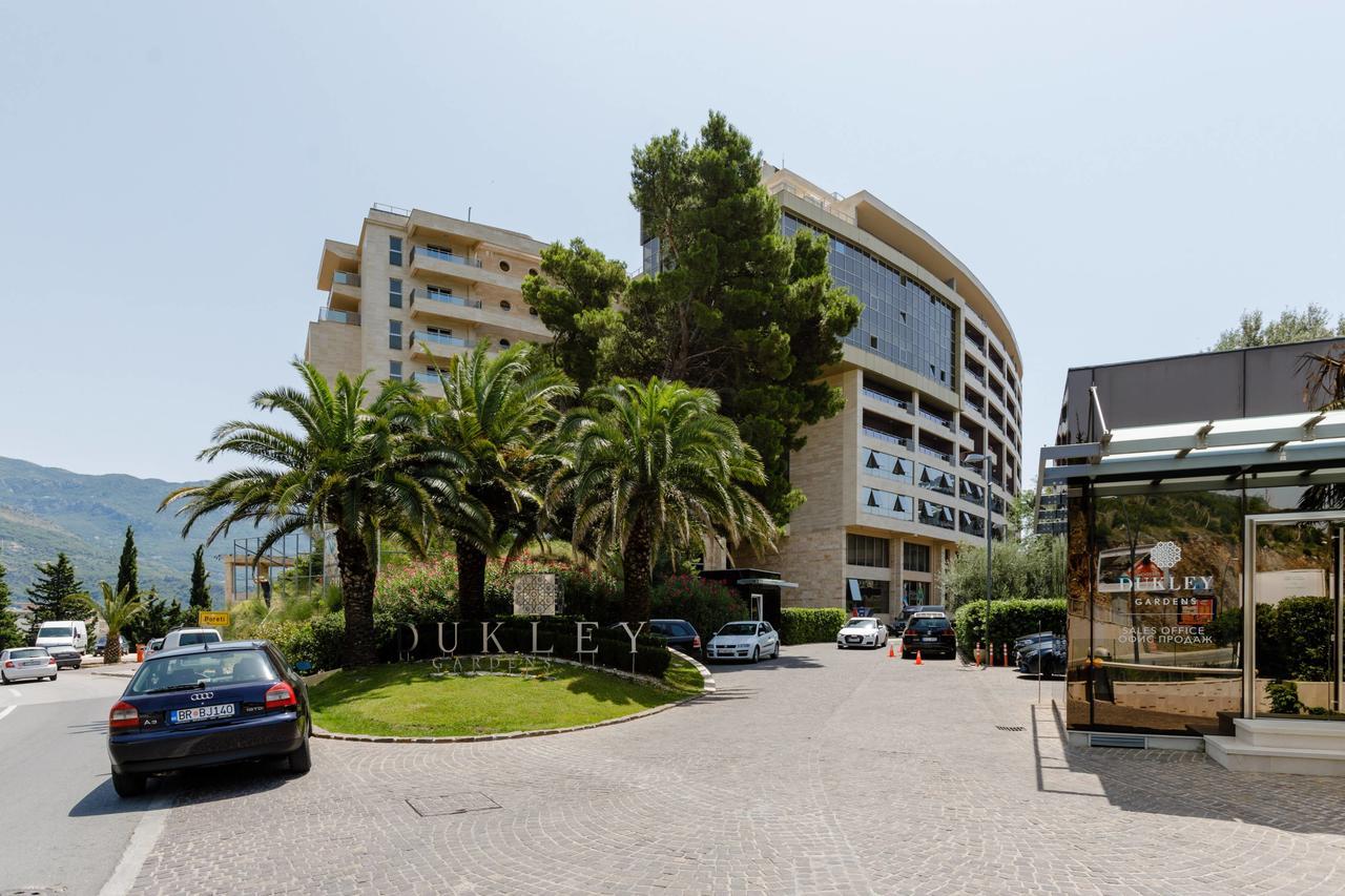 Lux Apartments Harmonia Будва Екстер'єр фото