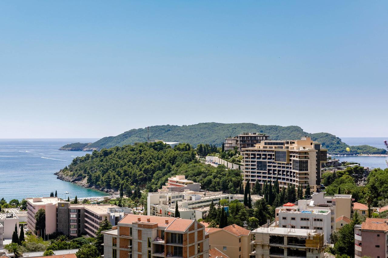 Lux Apartments Harmonia Будва Екстер'єр фото