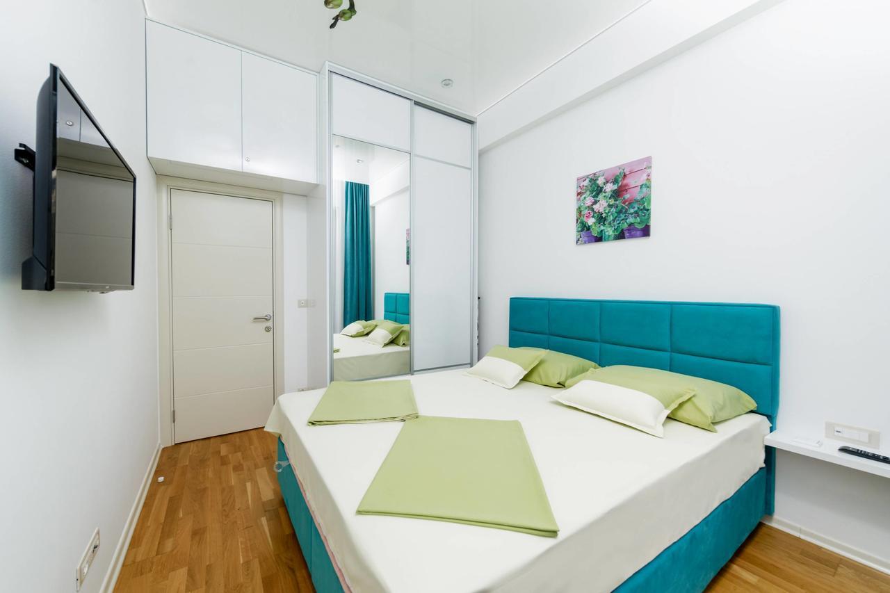 Lux Apartments Harmonia Будва Екстер'єр фото